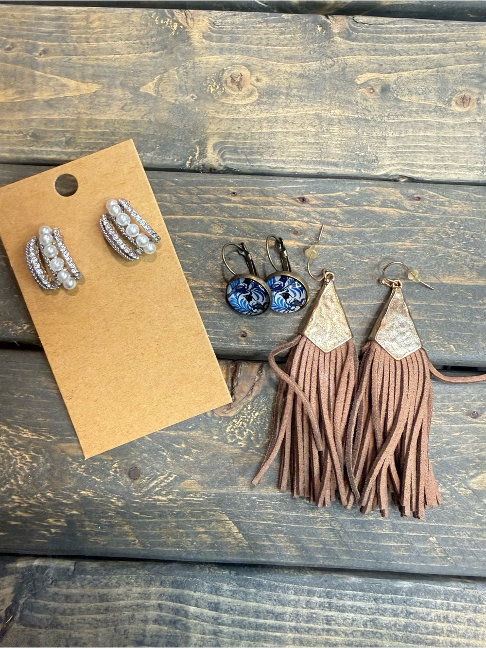 Earrings lot